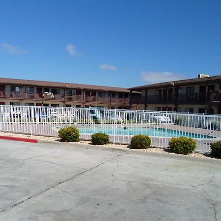 Ez 8 Motel นวร์ก ภายนอก รูปภาพ
